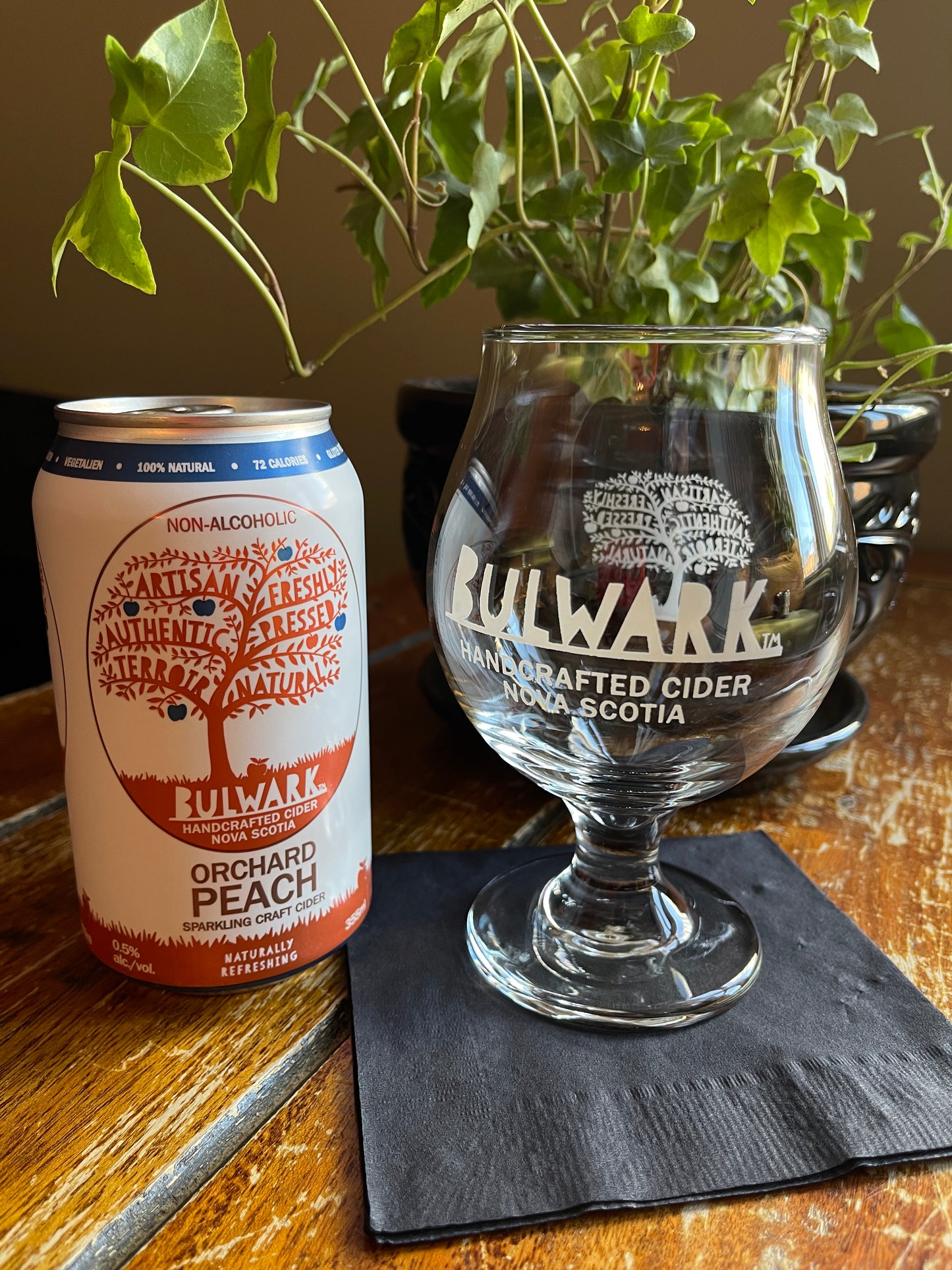 Bulwark Variety Pack Non-Alc Craft Cider 0.5%, 12 x 355ml Can